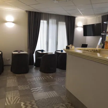 Отель Principe Модена