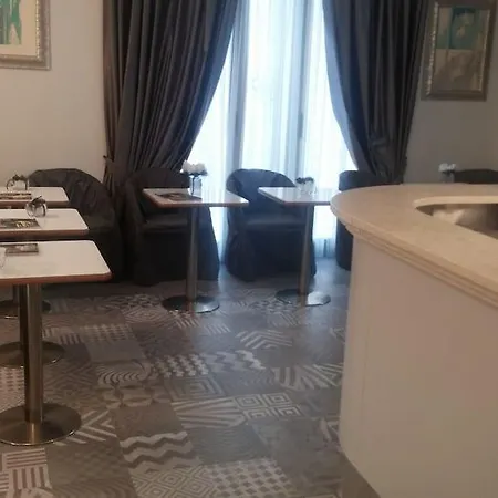 Отель Principe Модена