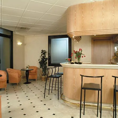 Principe 4* Модена