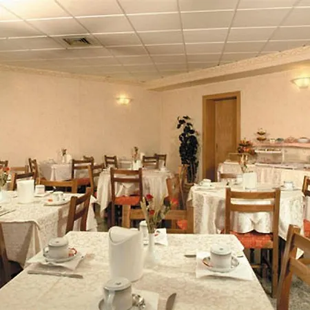 Principe 4* Modena